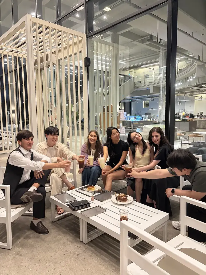 Koreans+International friends